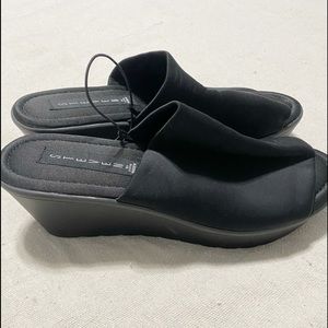 Steve Madden wedges
